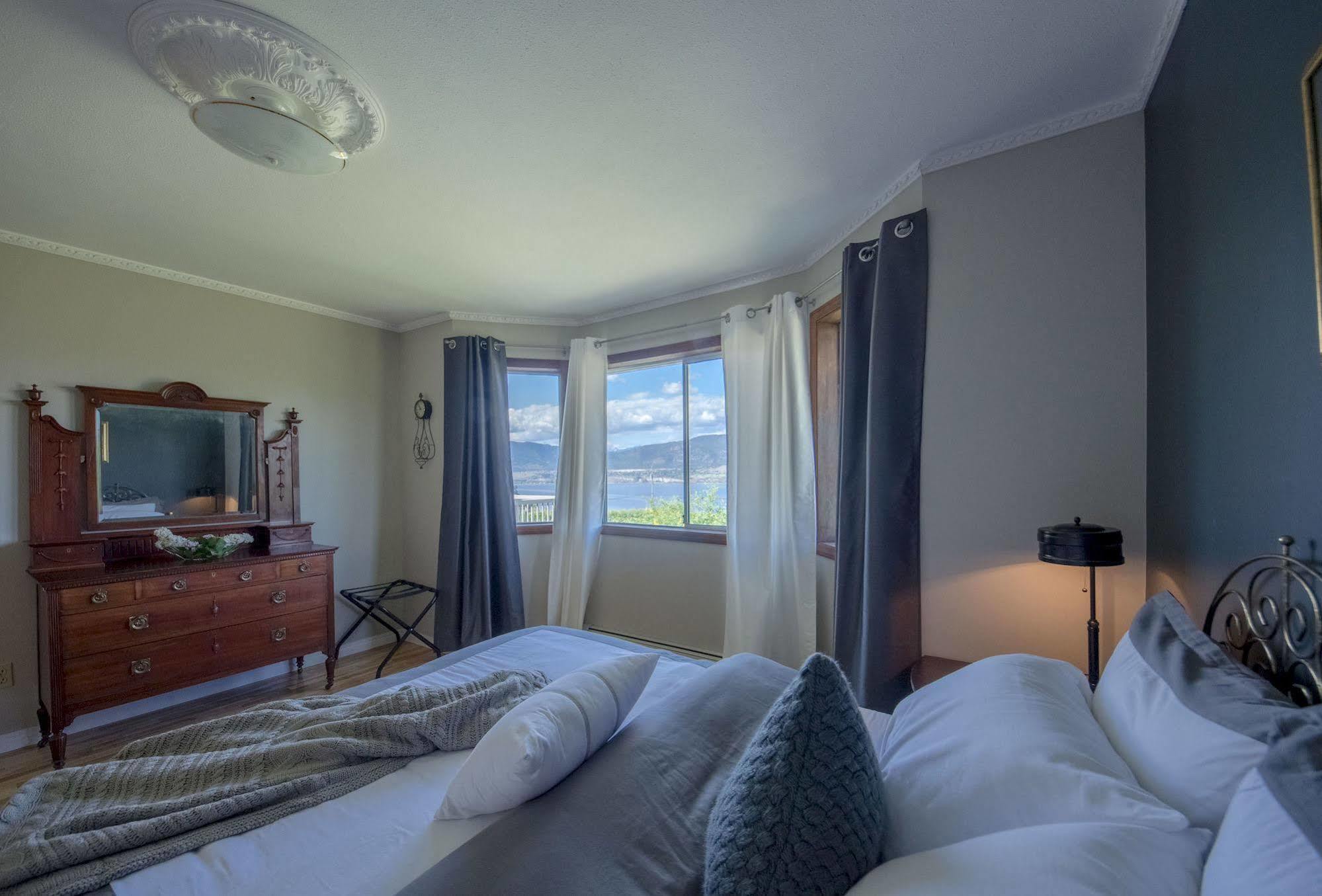 Ok Whistle Stop Bed & Breakfast 彭蒂克顿 外观 照片